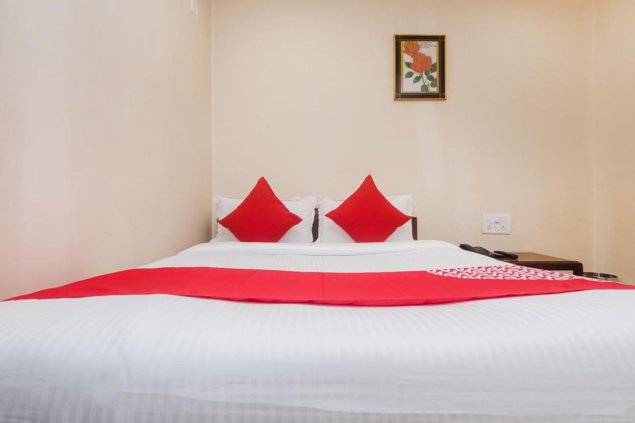 Oyo Shivar Guest House Near Carnival Cinemas Imax Mumbai Kültér fotó